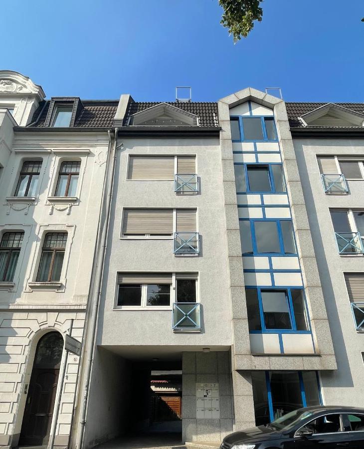 Golden Design Apartment Familie Business 6 Pers Buero Fitnessecke Naehe Messe Dus 1000 Mbit Duisburgo Esterno foto