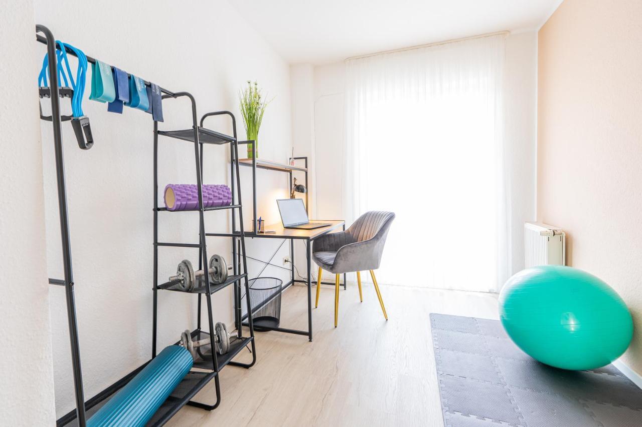 Golden Design Apartment Familie Business 6 Pers Buero Fitnessecke Naehe Messe Dus 1000 Mbit Duisburgo Esterno foto