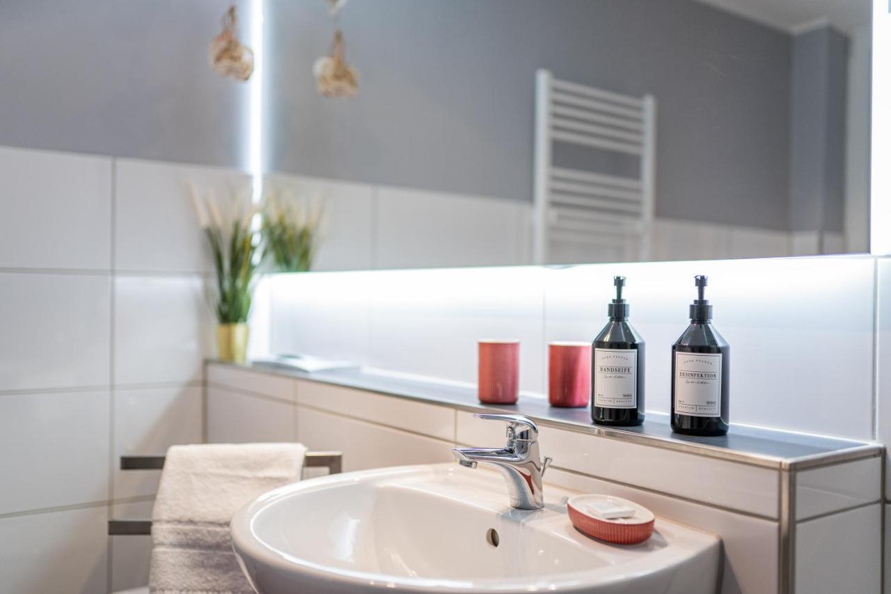 Golden Design Apartment Familie Business 6 Pers Buero Fitnessecke Naehe Messe Dus 1000 Mbit Duisburgo Esterno foto
