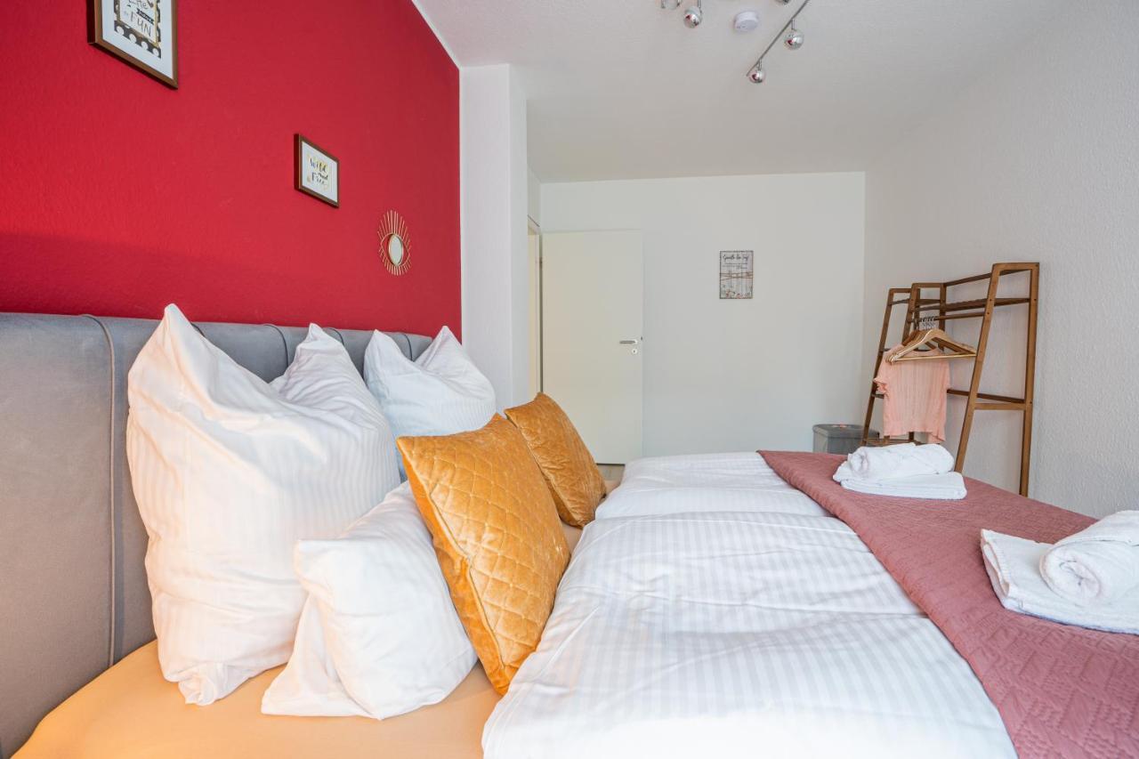 Golden Design Apartment Familie Business 6 Pers Buero Fitnessecke Naehe Messe Dus 1000 Mbit Duisburgo Esterno foto