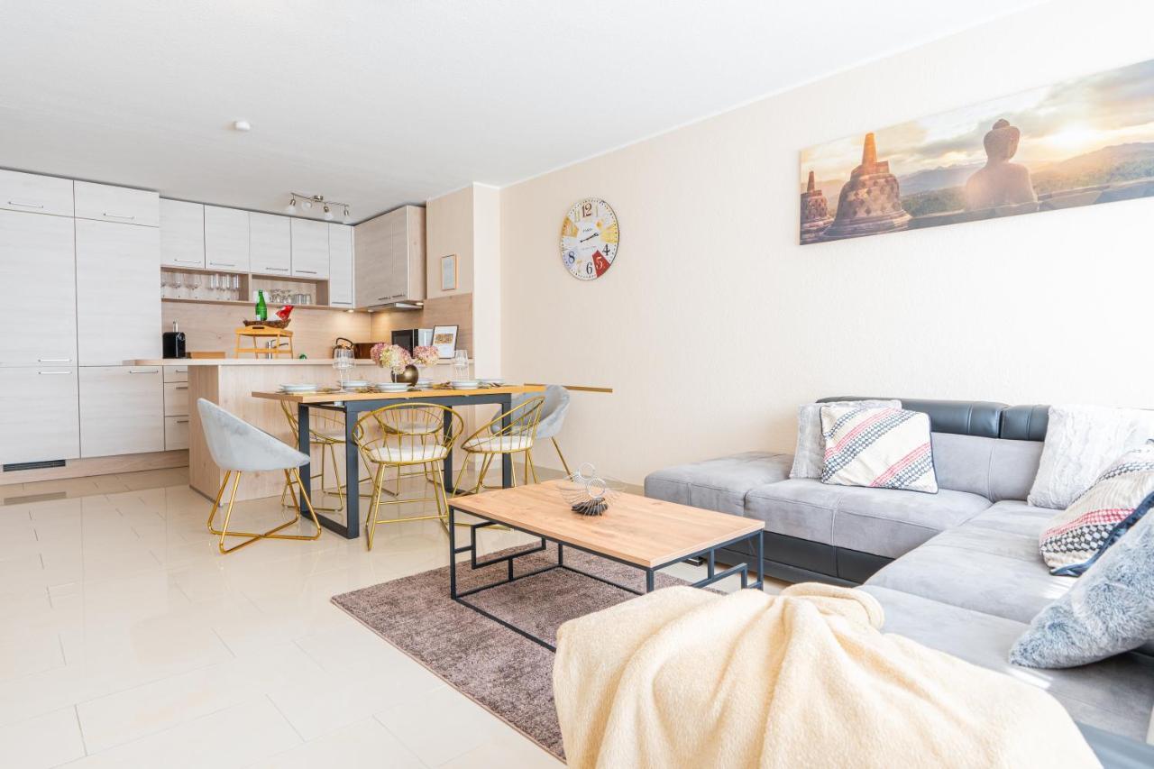 Golden Design Apartment Familie Business 6 Pers Buero Fitnessecke Naehe Messe Dus 1000 Mbit Duisburgo Esterno foto